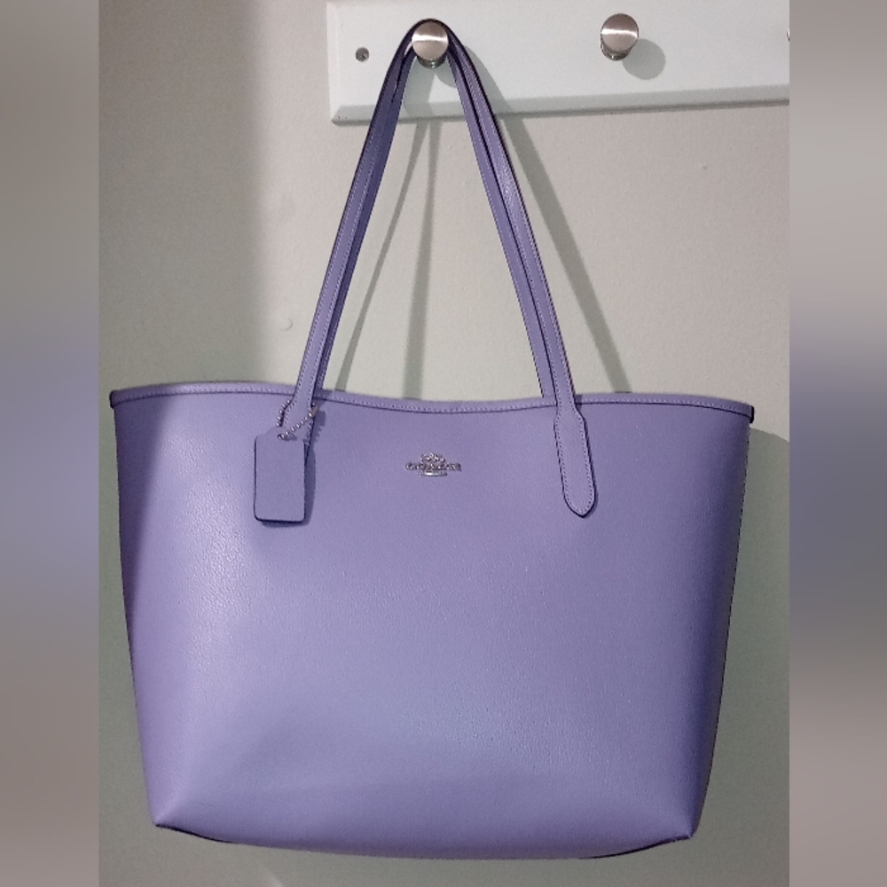 Coach Silver Light Violet City Tote Bag